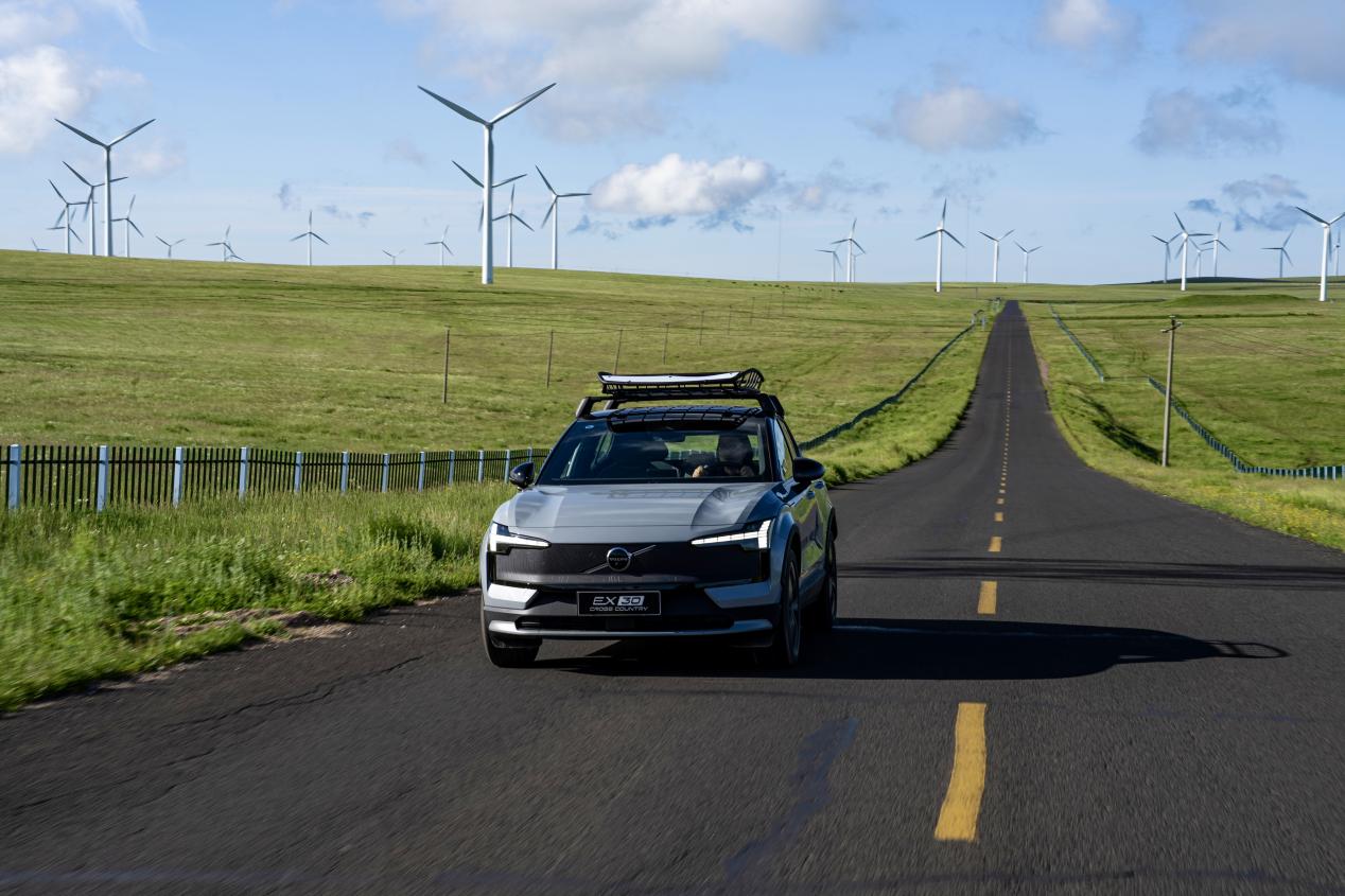 北歐高智感純電SUV運動版，沃爾沃EX30 Cross Country正式上市